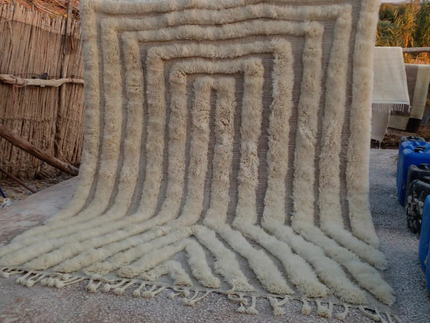 Tapis Beni Ouarain 100% Laine Fait Main | Azlif – Labyrinthe